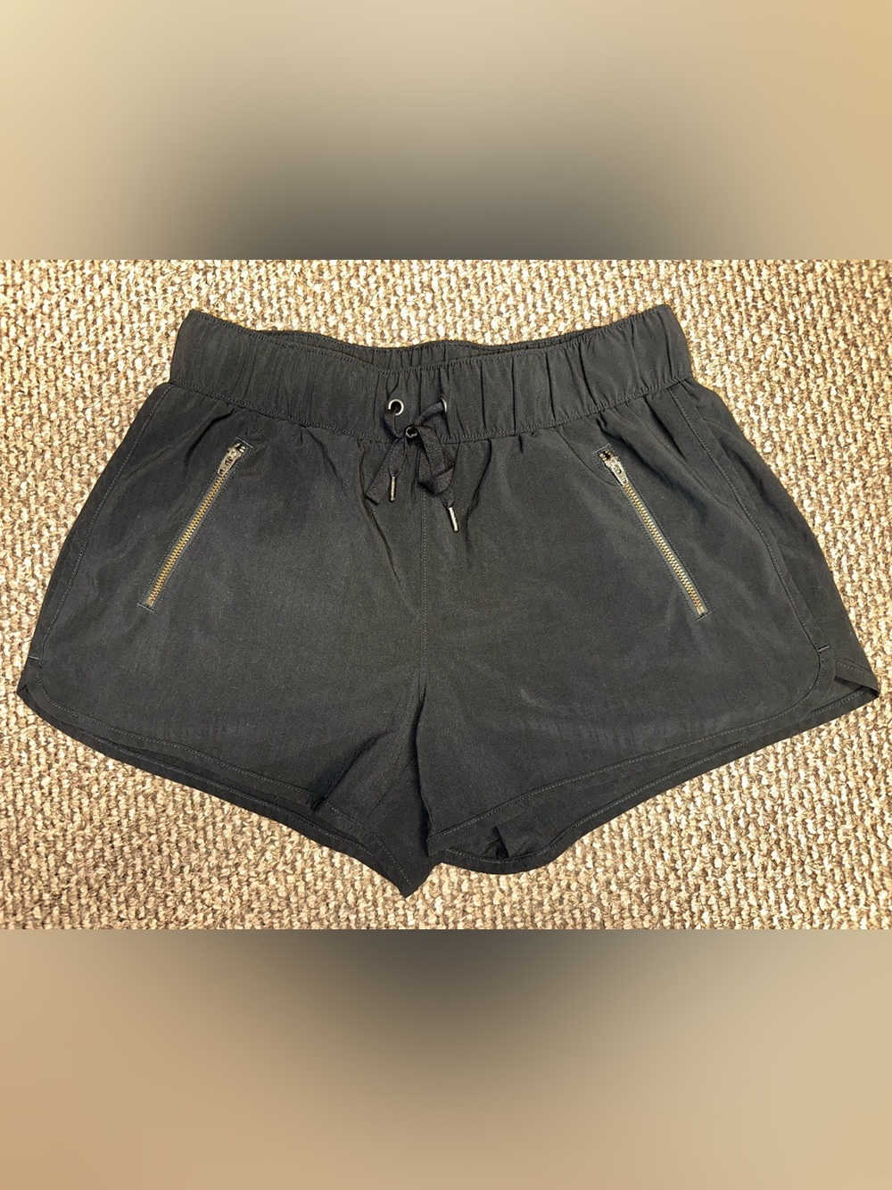 ATHLETA Sway Shorts, Black Drawstring Waist, Zipper Pockets, Running Size S NWOT